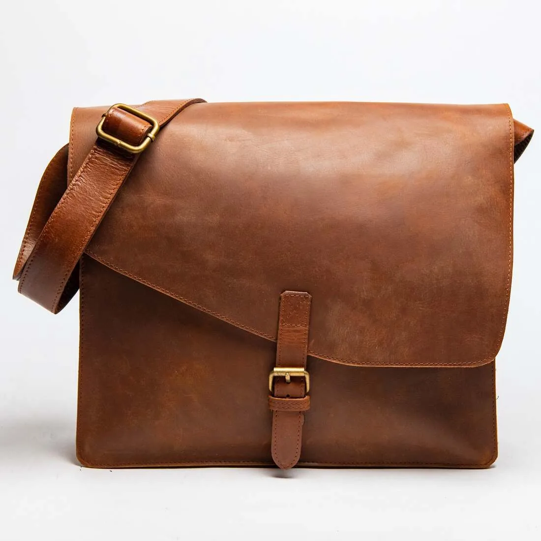 Leather Laptop Bags — Design 04 — Leather Laptop Bags leather goods manufacturer India